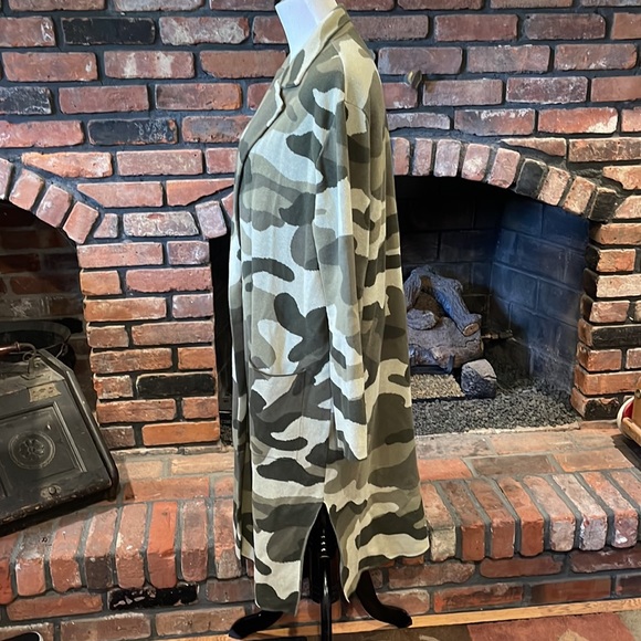 Anthropologie Maeve Kieran Camo Sweater Coat size small - Picture 3 of 10